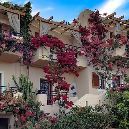 Niki Apartments Makrýgialos 외부 사진