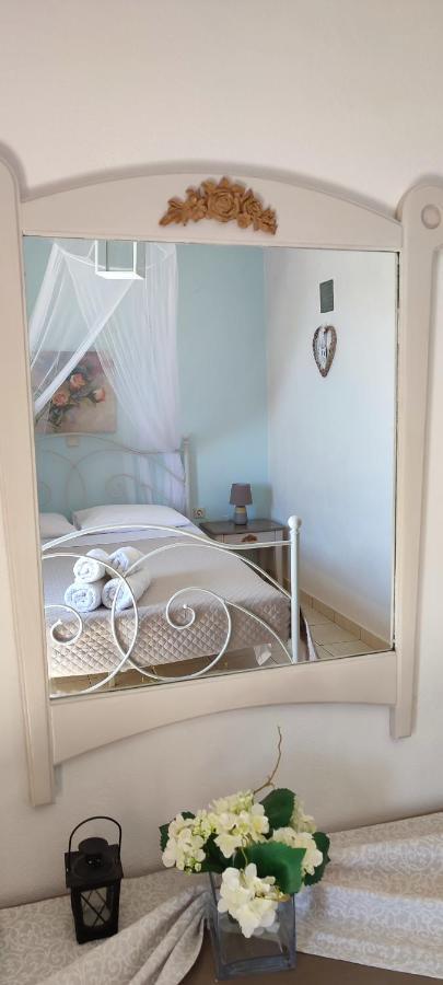Niki Apartments Makrýgialos 외부 사진
